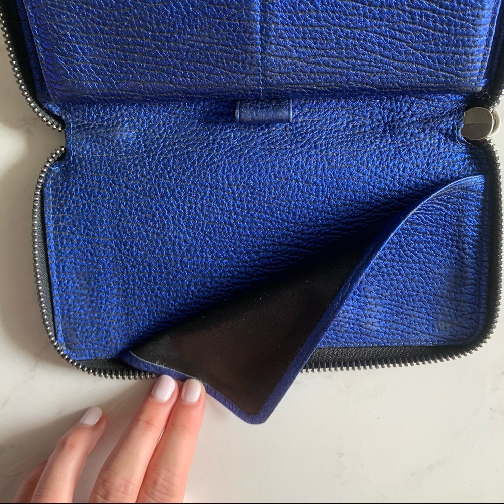 3.1 Phillip Lim blue metallic zip around wallet - Picture 5 of 7